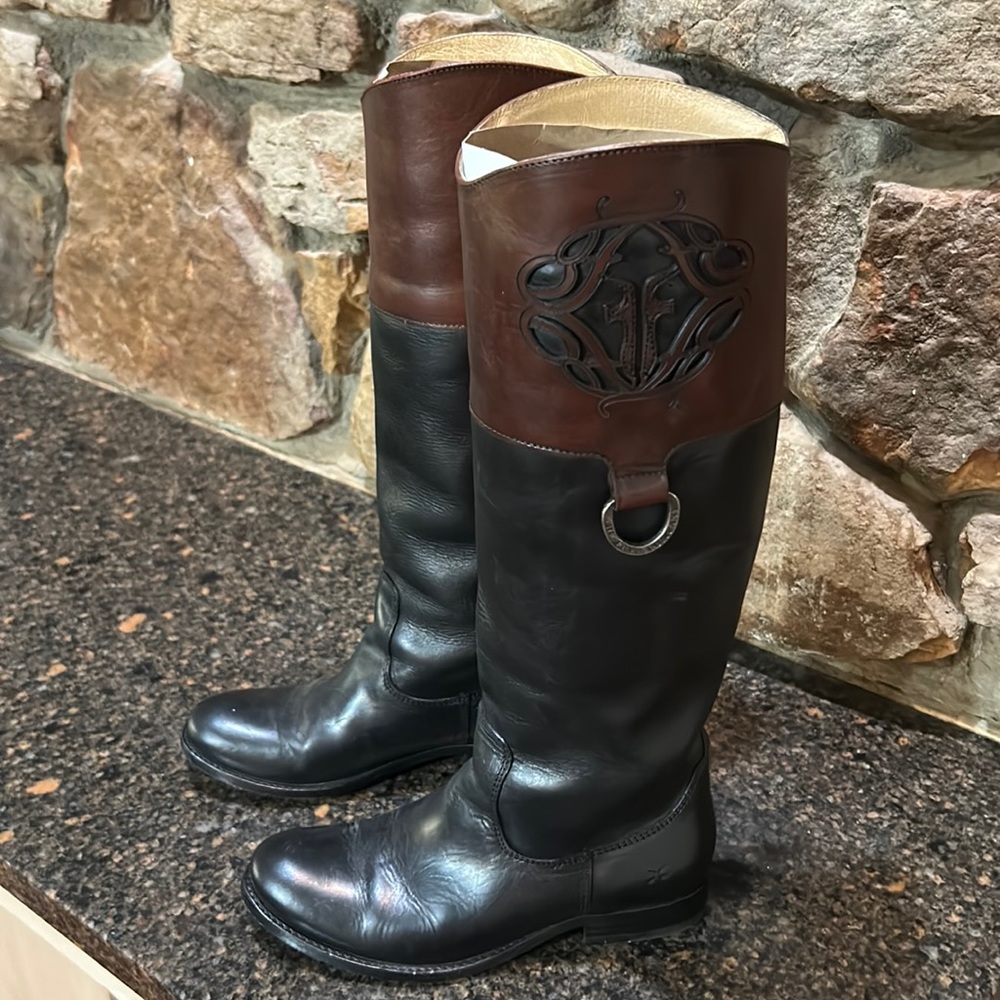 Frye Women’s Melissa Logo Riding Boots!